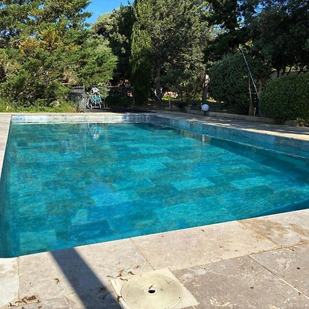 Gite 2 Chambres Avec Piscine Sernhac المظهر الخارجي الصورة