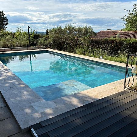 Gite 2 Chambres Avec Piscine Sernhac المظهر الخارجي الصورة